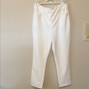 Elegant Women's White Straight Leg Trousers